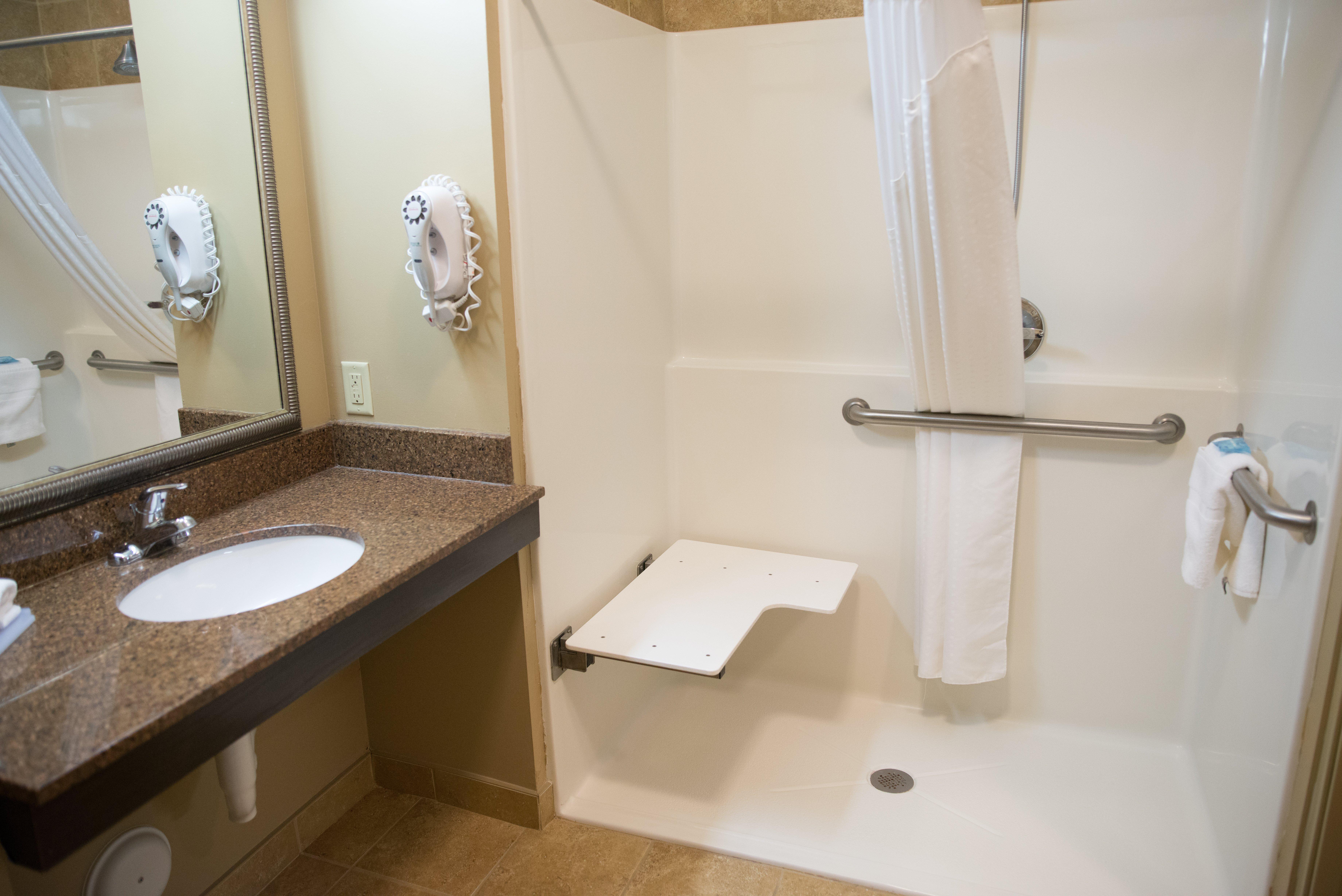 Holiday Inn Express & Suites Northwood By Ihg Silver Lake Dış mekan fotoğraf