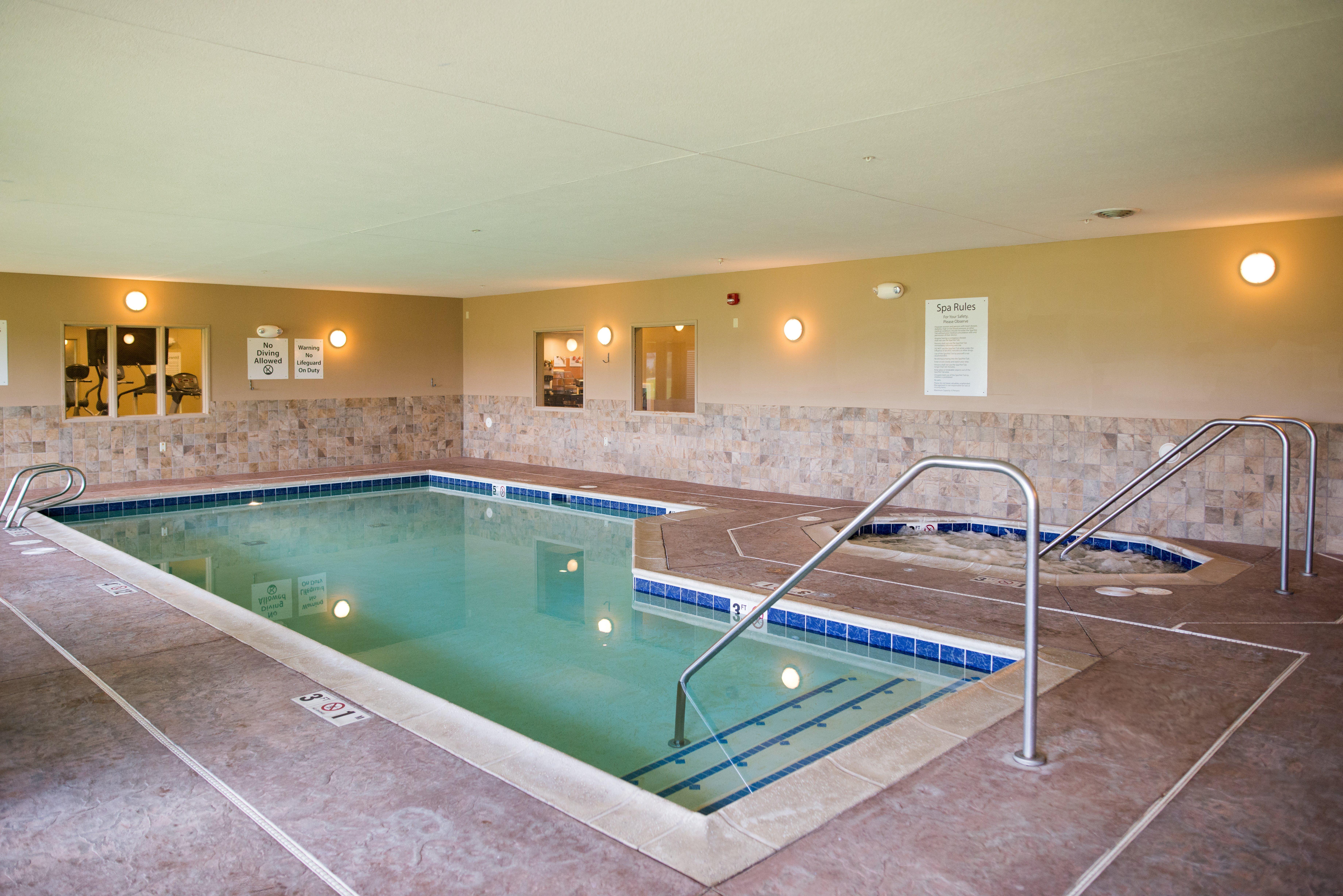 Holiday Inn Express & Suites Northwood By Ihg Silver Lake Dış mekan fotoğraf