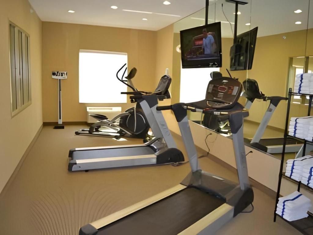 Holiday Inn Express & Suites Northwood By Ihg Silver Lake Dış mekan fotoğraf