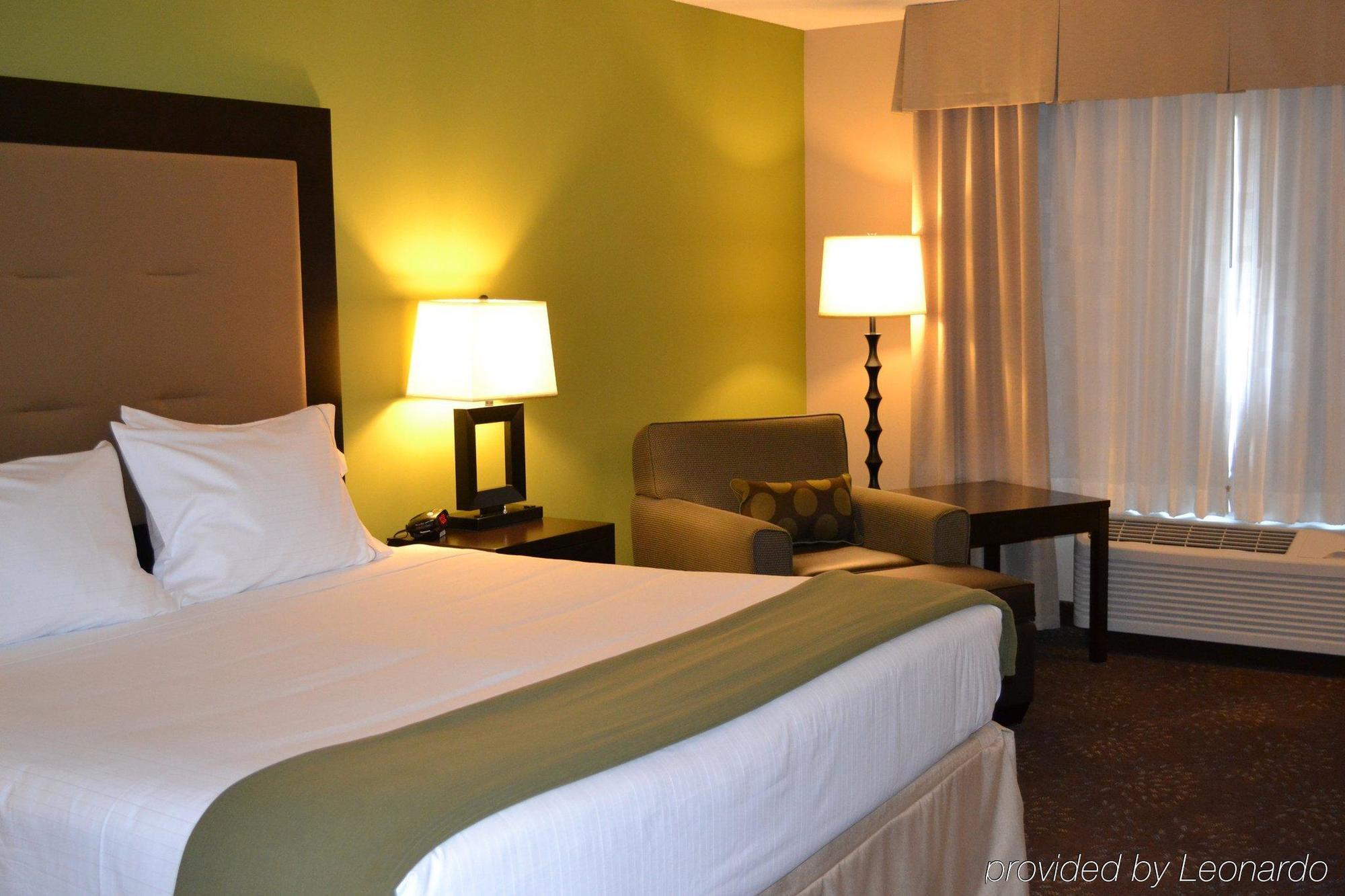 Holiday Inn Express & Suites Northwood By Ihg Silver Lake Dış mekan fotoğraf